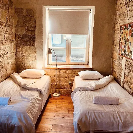 Kohtu Unique * Kuressaare